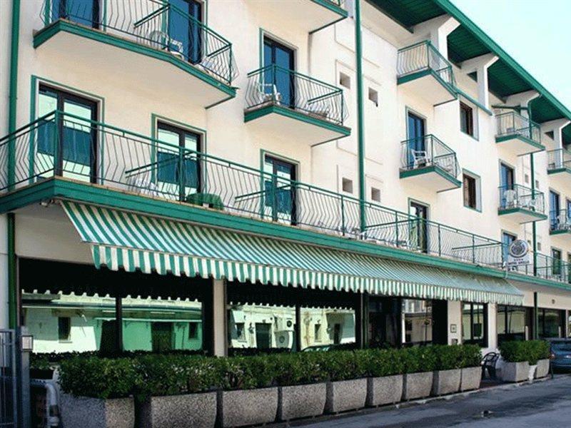 Hotel Apollo Lido di Jesolo Zewnętrze zdjęcie